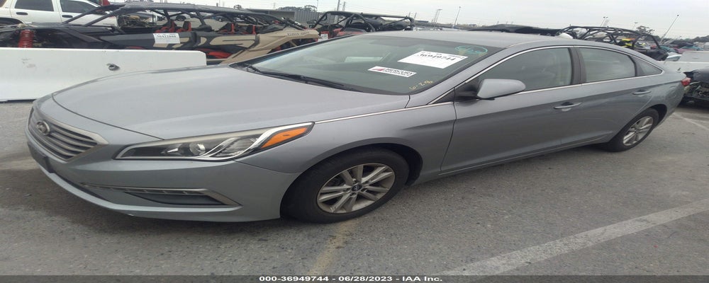5NPE24AF4FH109633 2015 HYUNDAI SONATA photo no. 2