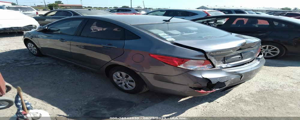 KMHCT4AE2GU976561 2016 HYUNDAI ACCENT photo no. 3