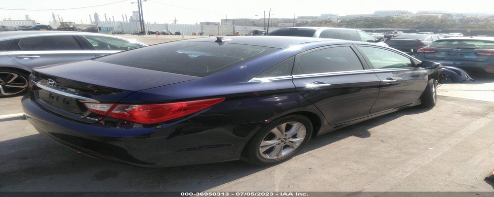 5NPEC4AC1DH692310 2013 HYUNDAI SONATA photo no. 4