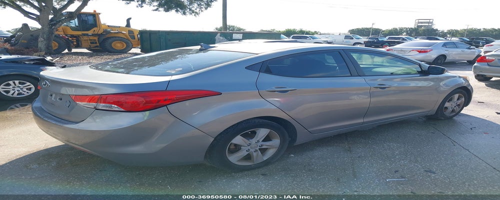 KMHDH4AE1BU156504 2011 HYUNDAI ELANTRA photo no. 4
