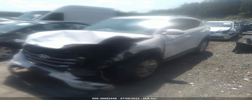 KM8J3CA40HU291775 2017 HYUNDAI TUCSON photo no. 2