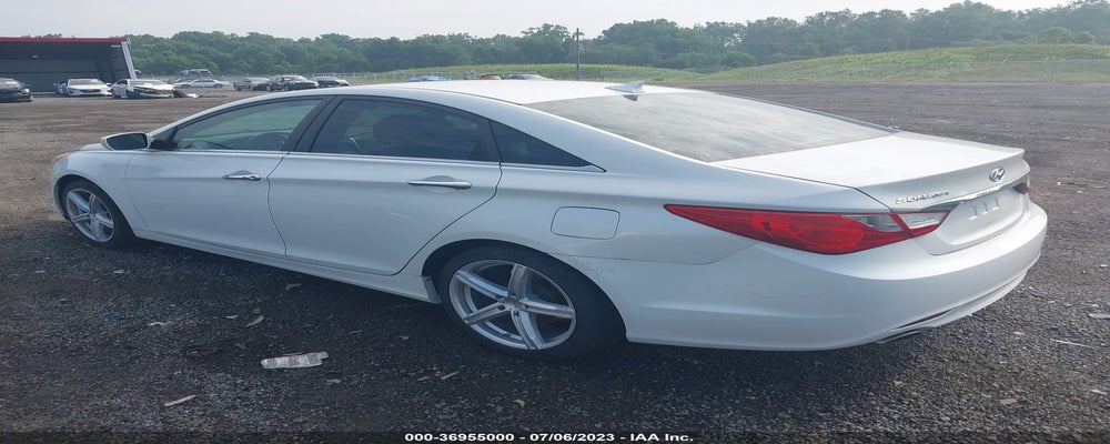 5NPEC4AC5BH161754 2011 HYUNDAI SONATA photo no. 3