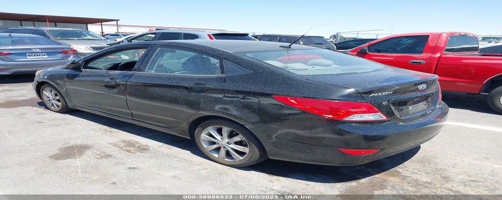 KMHCU4AE3DU436516 2013 HYUNDAI ACCENT photo no. 3