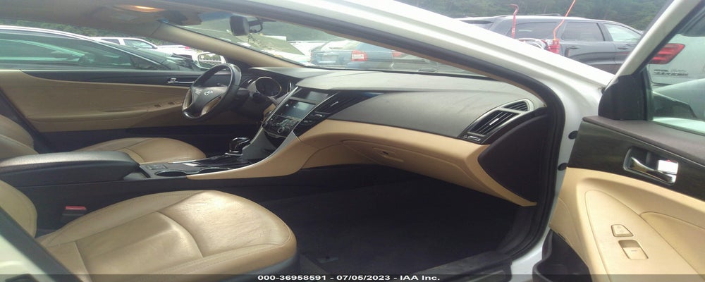 5NPEC4AC1BH307504 2011 HYUNDAI SONATA photo no. 5