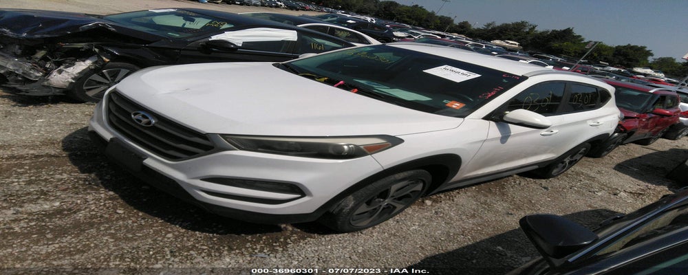 KM8J33AL4JU826197 2018 HYUNDAI TUCSON photo no. 2