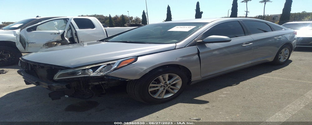 5NPE24AF4FH155124 2015 HYUNDAI SONATA photo no. 2
