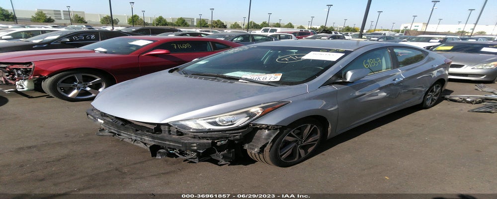 5NPDH4AE6FH618642 2015 HYUNDAI ELANTRA photo no. 2