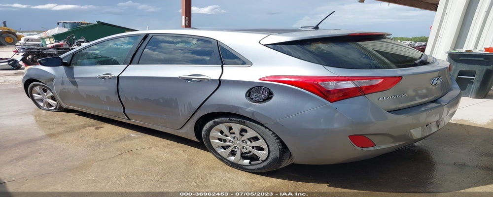 KMHD35LH3GU269129 2016 HYUNDAI ELANTRA GT photo no. 3