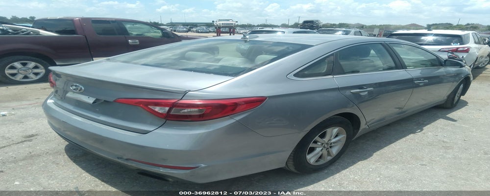 5NPE24AF5FH069787 2015 HYUNDAI SONATA photo no. 4