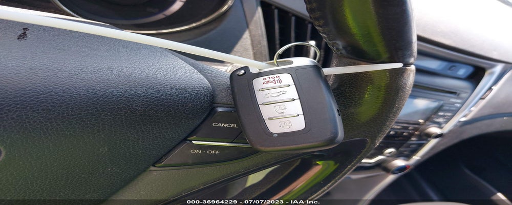 5NPEC4AC9BH199617 2011 HYUNDAI SONATA photo no. 11
