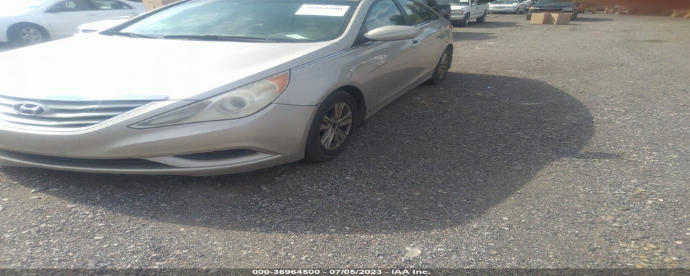 5NPEB4AC7BH109237 2011 HYUNDAI SONATA photo no. 2