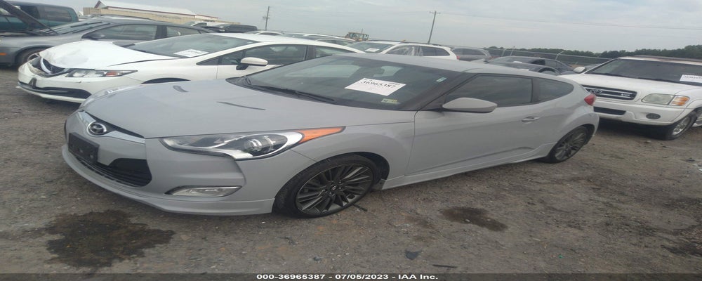KMHTC6AD9DU161496 2013 HYUNDAI VELOSTER photo no. 2