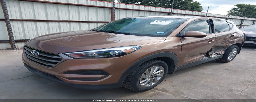 KM8J23A40GU136757 2016 HYUNDAI TUCSON photo no. 2