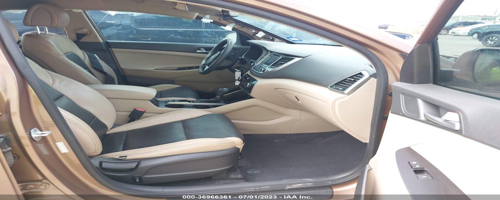 KM8J23A40GU136757 2016 HYUNDAI TUCSON photo no. 5
