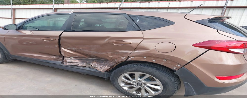 KM8J23A40GU136757 2016 HYUNDAI TUCSON photo no. 6
