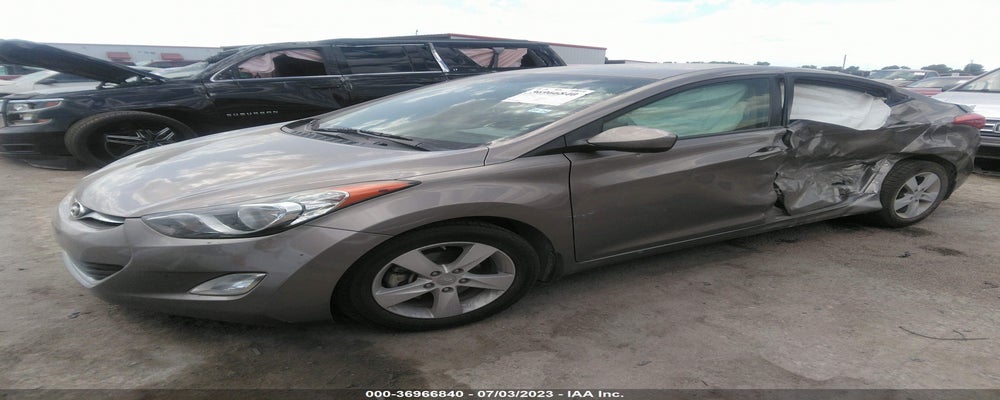 5NPDH4AE2DH280508 2013 HYUNDAI ELANTRA photo no. 2