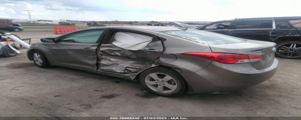5NPDH4AE2DH280508 2013 HYUNDAI ELANTRA photo no. 3