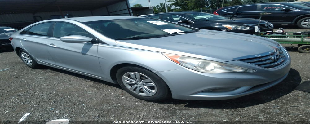 5NPEB4AC8BH071517 2011 HYUNDAI SONATA photo no. 3