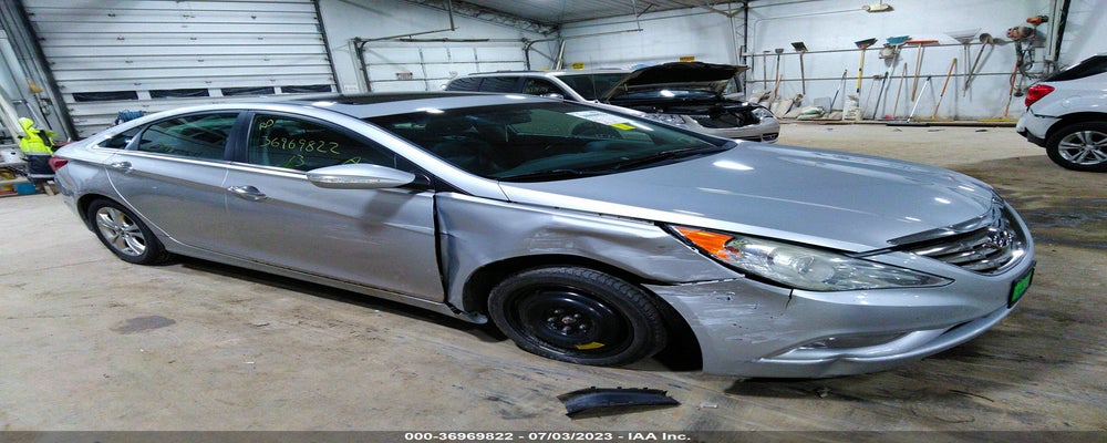 5NPEC4AC2DH515958 2013 HYUNDAI SONATA photo no. 17