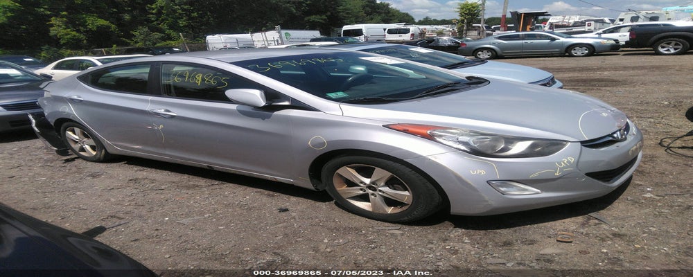 KMHDH4AE0DU646483 2013 HYUNDAI ELANTRA photo no. 8