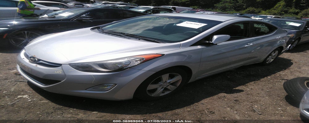 KMHDH4AE0DU646483 2013 HYUNDAI ELANTRA photo no. 2