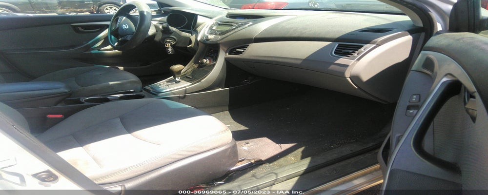 KMHDH4AE0DU646483 2013 HYUNDAI ELANTRA photo no. 5