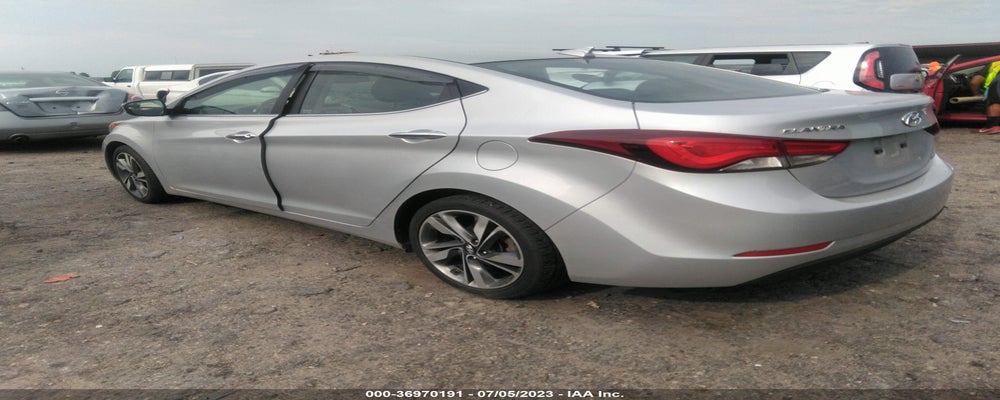 KMHDH4AE2FU224976 2015 HYUNDAI ELANTRA photo no. 3