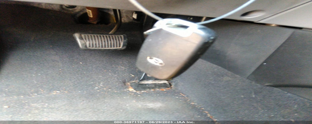 5NPEC4AB2BH181628 2011 HYUNDAI SONATA photo no. 11