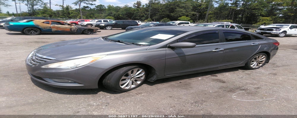 5NPEC4AB2BH181628 2011 HYUNDAI SONATA photo no. 2