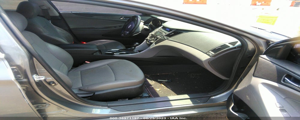 5NPEC4AB2BH181628 2011 HYUNDAI SONATA photo no. 5