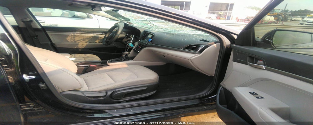 5NPD74LFXJH377945 2018 HYUNDAI ELANTRA photo no. 5