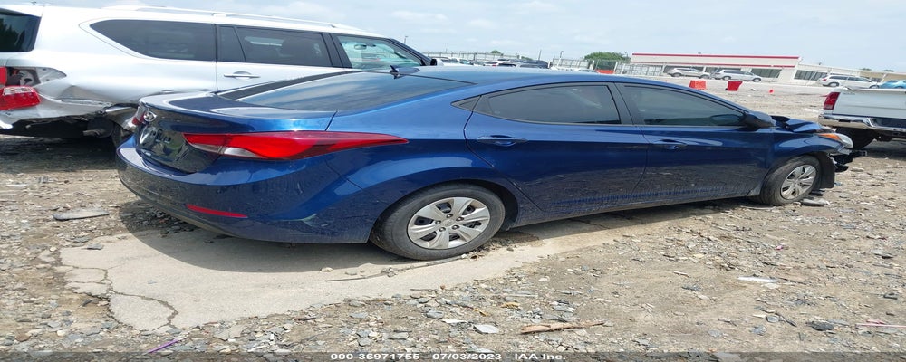5NPDH4AE6GH684982 2016 HYUNDAI ELANTRA photo no. 4