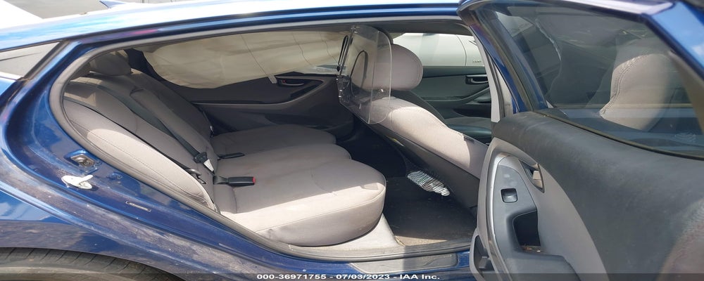 5NPDH4AE6GH684982 2016 HYUNDAI ELANTRA photo no. 8