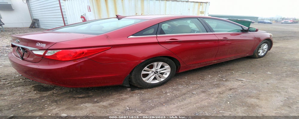 5NPEB4AC9BH124144 2011 HYUNDAI SONATA photo no. 4