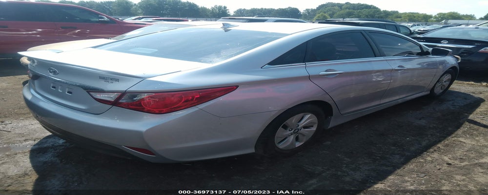 5NPEB4AC7EH824927 2014 HYUNDAI SONATA photo no. 4