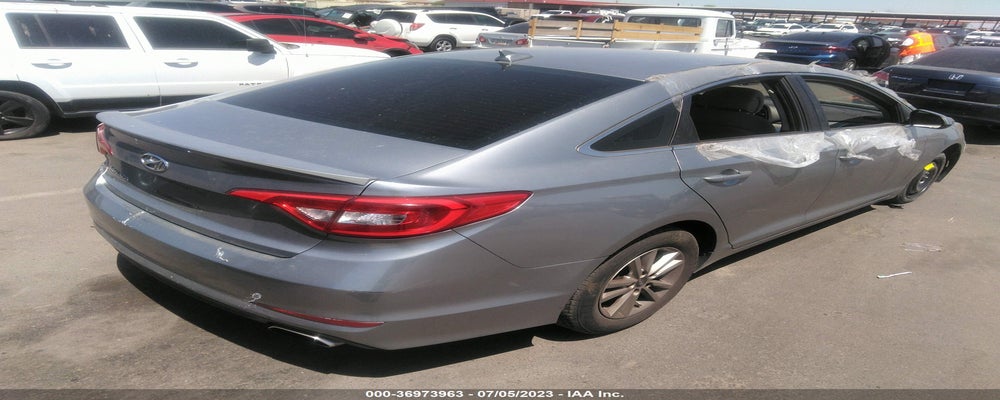 5NPE24AF3FH010317 2015 HYUNDAI SONATA photo no. 4