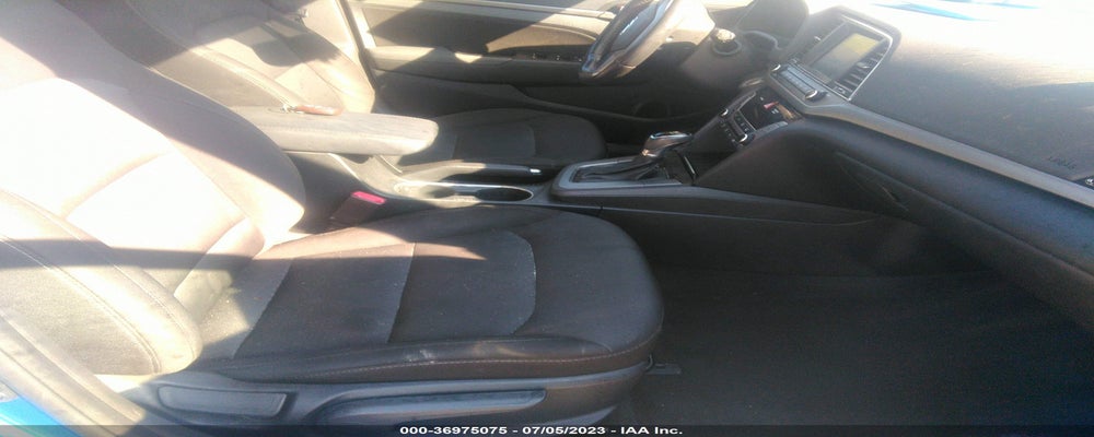 5NPD84LF3HH146831 2017 HYUNDAI ELANTRA photo no. 5