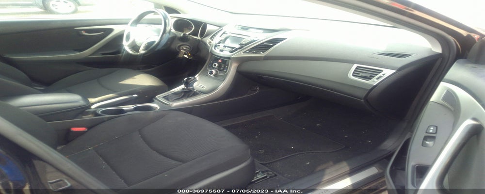 KMHDH4AEXFU298758 2015 HYUNDAI ELANTRA photo no. 5