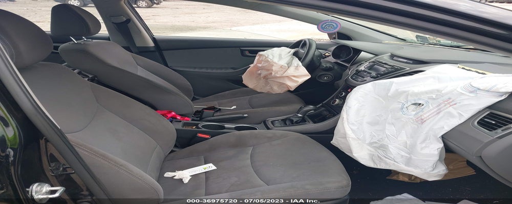 KMHDH4AE1FU265552 2015 HYUNDAI ELANTRA photo no. 5