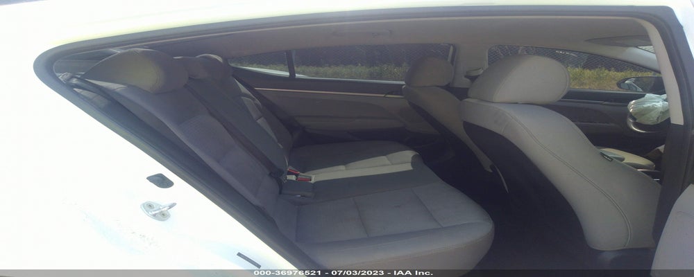 5NPD74LF4HH104199 2017 HYUNDAI ELANTRA photo no. 8