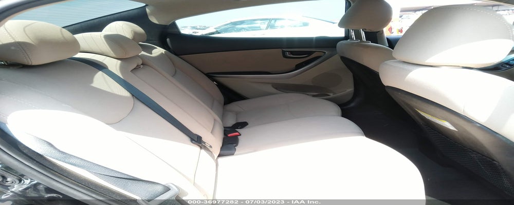 5NPDH4AE2GH679942 2016 HYUNDAI ELANTRA photo no. 8