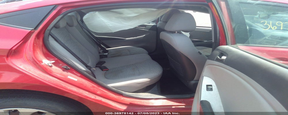 KMHCT4AE1GU031939 2016 HYUNDAI ACCENT photo no. 8