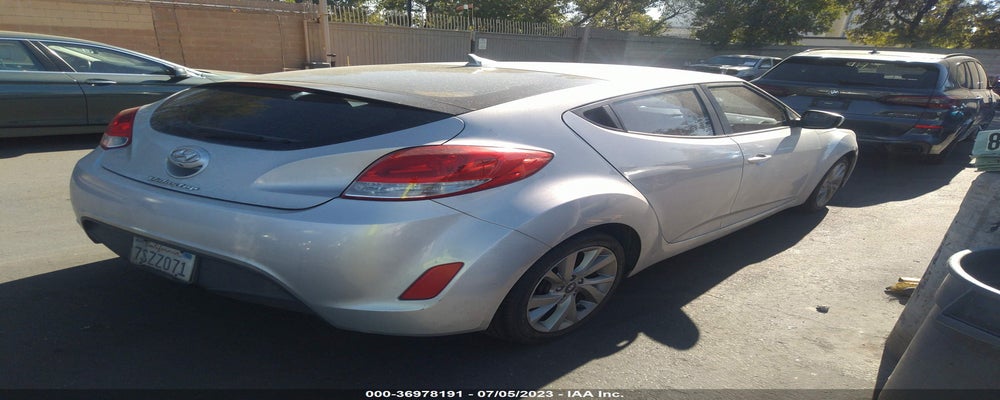 KMHTC6AD1GU288165 2016 HYUNDAI VELOSTER photo no. 4