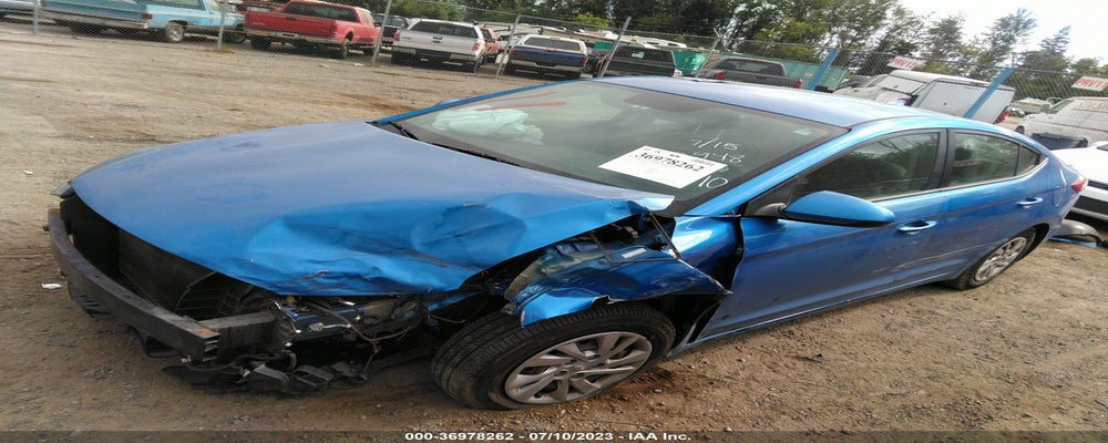 KMHD74LF7HU422948 2017 HYUNDAI ELANTRA photo no. 2