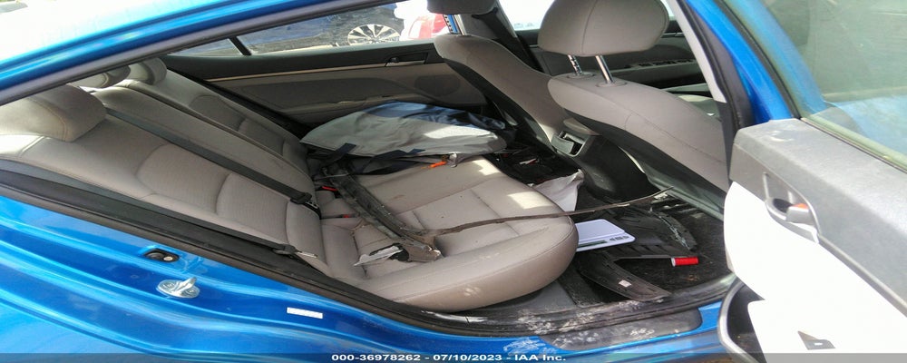KMHD74LF7HU422948 2017 HYUNDAI ELANTRA photo no. 8