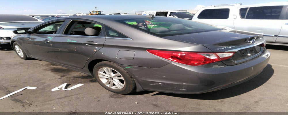 5NPEB4AC4BH125704 2011 HYUNDAI SONATA photo no. 3