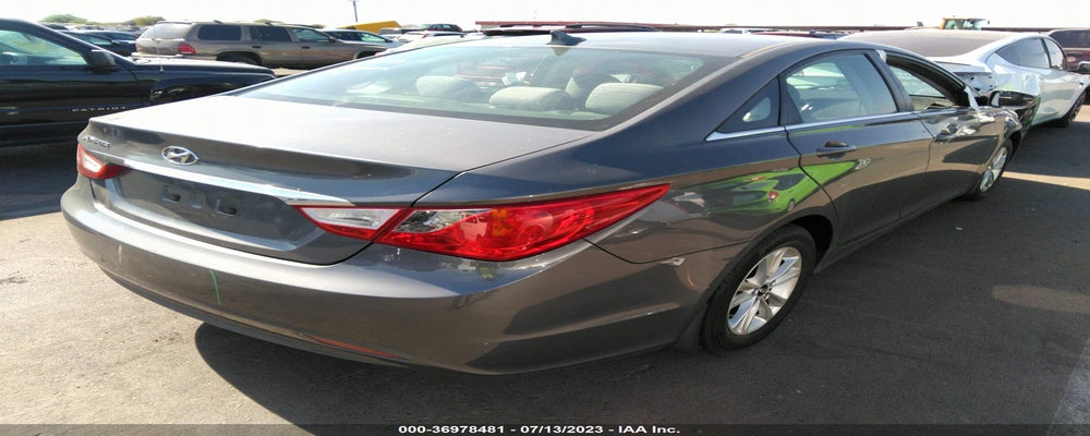 5NPEB4AC4BH125704 2011 HYUNDAI SONATA photo no. 4