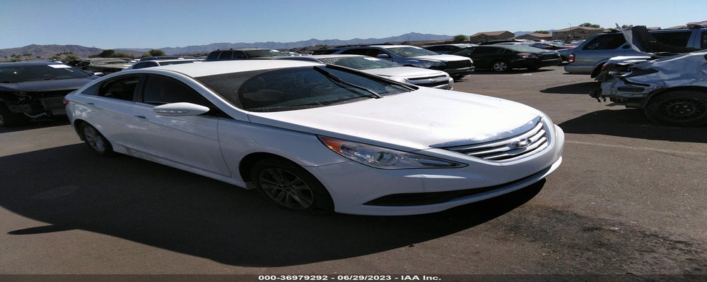 5NPEB4AC4EH937895 2014 HYUNDAI SONATA photo no. 19