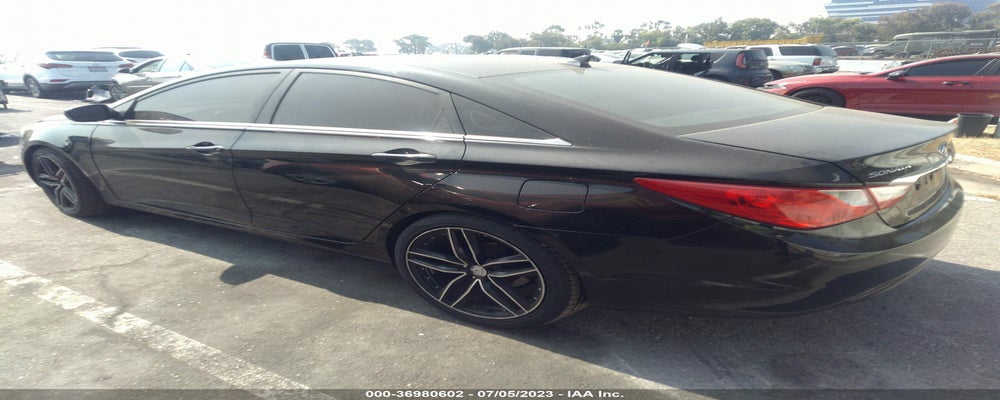 5NPEB4AC1BH263460 2011 HYUNDAI SONATA photo no. 3