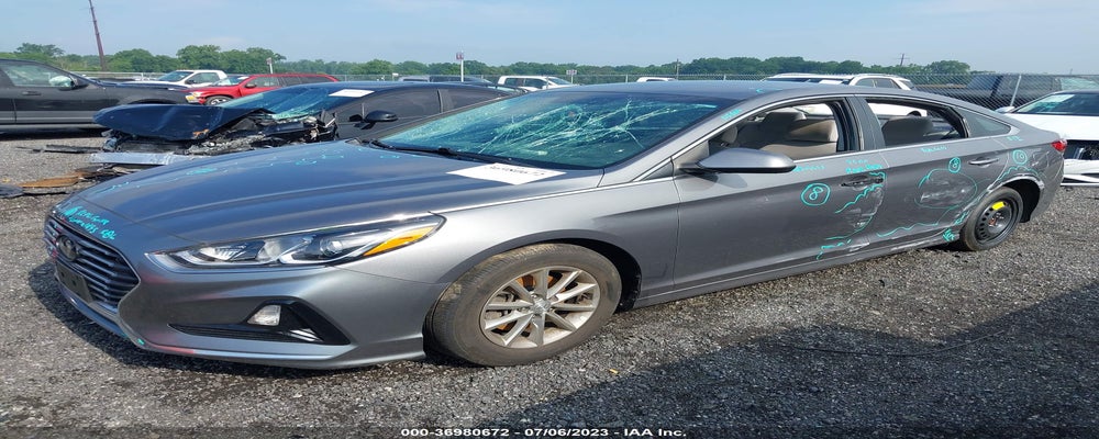 5NPE24AF8KH783827 2019 HYUNDAI SONATA photo no. 2